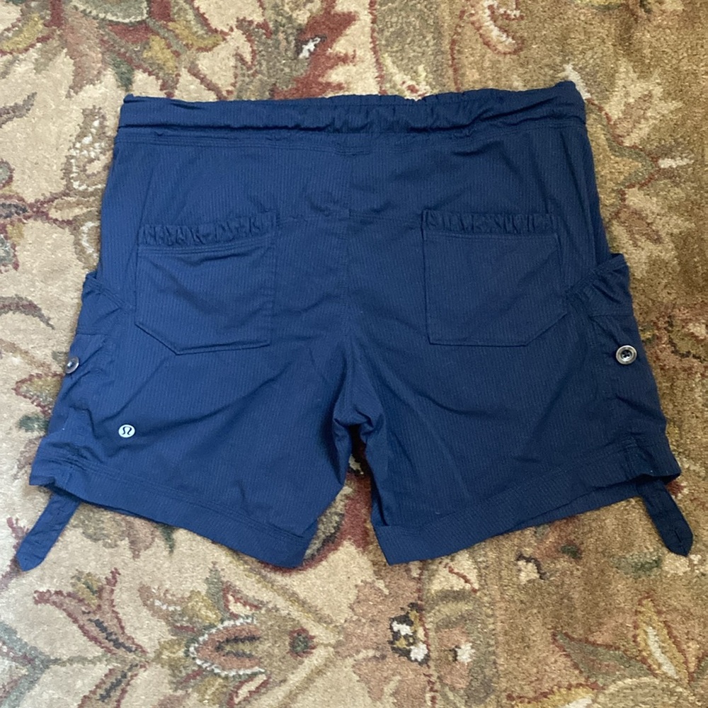 Lululemon Play in the Sun Adjustable Black/Dark Grayish color Shorts. - Picture 3 of 10